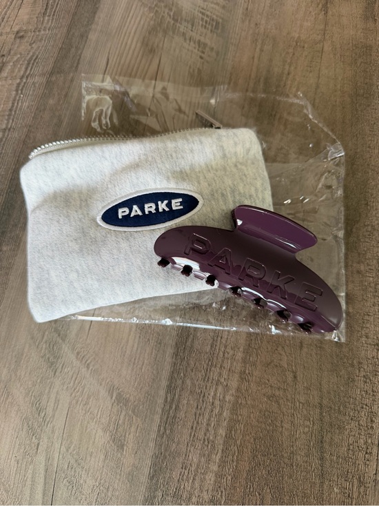 Parke Accessories - Rare NEW Parke Claw Clip *Eggplant* 💜